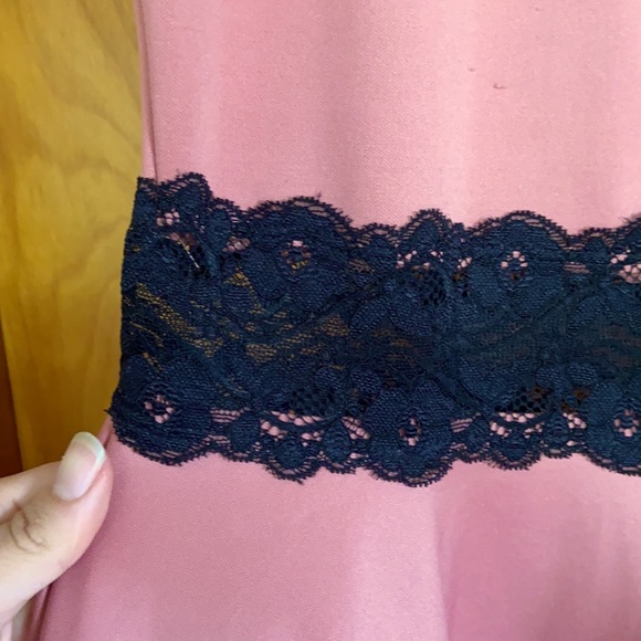 Pink Flowy Dress w/ Black Lace — Wild Daisy, S - Picture 4 of 7